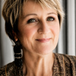 Photo de profil de Sandra DEXPERT - Correctrice ♦ Biographe  